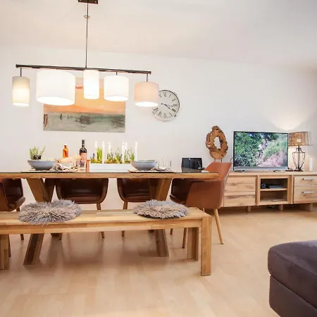 Apartment Bright And Modern Maisonette In With Balcony And Children's Play Area *